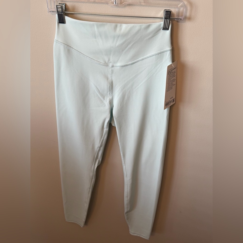 311. NWT Wunder Under Senseknit HR 25” Inseam In Mint Breeze
